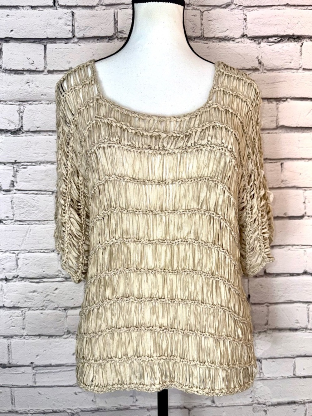 Women's Lumiere Short Sleeve Loose Knit Top Sweater Bohemian Tan size Medium